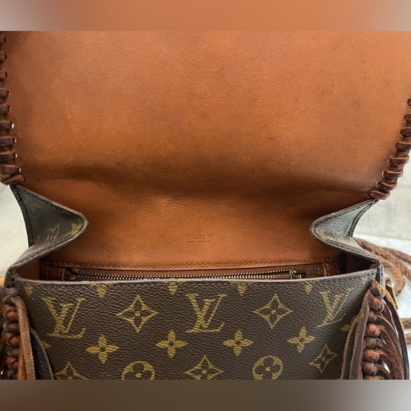 Louis Vuitton Vintage Boho Bags World Traveler Saint Cloud western front purse - Picture 6 of 13